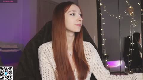 Snapshot of alisaa_01 chatting on January 10, 3:39 am Alice Fansly Alisa01 online show from January 10, 3:39 am