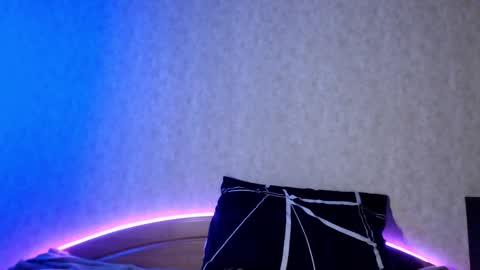 alisaadoll online show from December 16, 1:54 pm