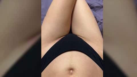 Snapshot of alisaafinikova chatting on December 18, 1:33 am alisaafinikova online show from December 18, 1:33 am