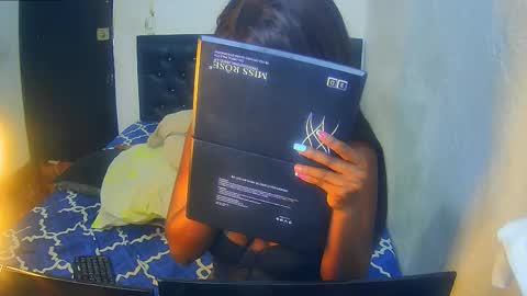 Snapshot of alisha_boes chatting on September 8, 6:40 pm alisha_boes online show from September 8, 6:40 pm