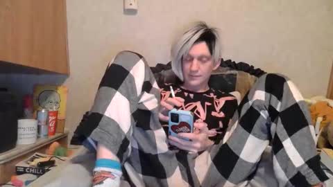 Alisha online show from April 5, 12:24 pm