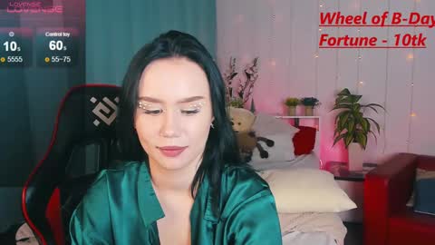 Snapshot of alisia_mars chatting on December 14, 7:14 pm Alisia online show from December 14, 7:14 pm