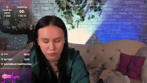 Snapshot of alisia_mars chatting on January 21, 8:41 am Alisia online show from January 21, 8:41 am