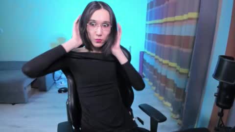 Alison online show from February 10, 7:29 pm