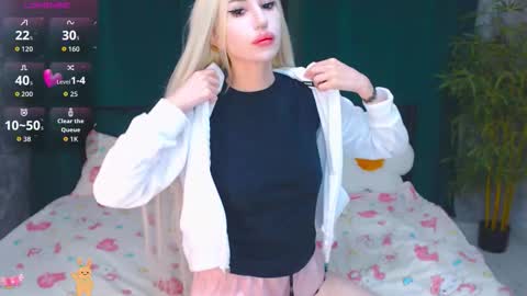 Alison online show from October 2, 6:15 pm