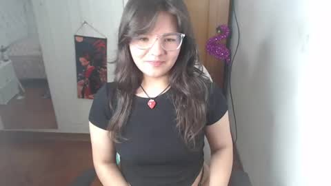 Snapshot of alissa_morrison chatting on June 14, 12:41 am alissa_morrison online show from June 14, 12:41 am