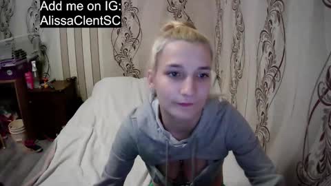 alissaclent online show from December 4, 10:29 pm