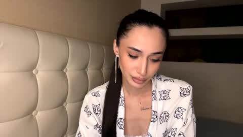 Alissa online show from March 6, 8:05 pm