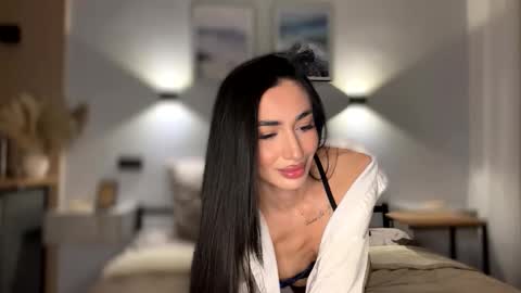 Alissa online show from November 10, 4:39 pm