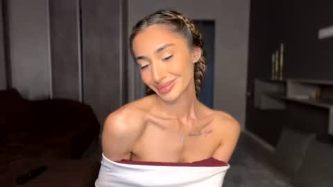 Alissa online show from July 8, 4:11 pm