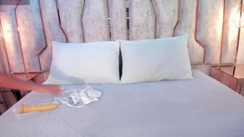 alisse_myers online show from May 13, 3:04 am
