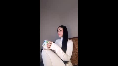 Alisson369  online show from May 31, 8:21 am