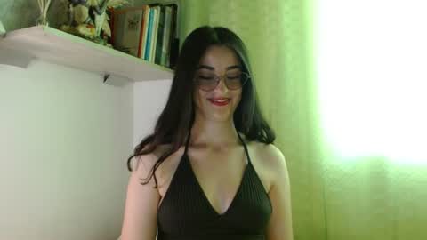 Snapshot of alisson_071989 chatting on July 28, 6:20 pm Ali online show from July 28, 6:20 pm
