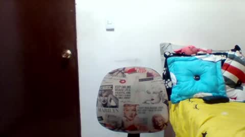 Snapshot of alisson_brand chatting on January 20, 8:50 pm alisson brand online show from January 20, 8:50 pm