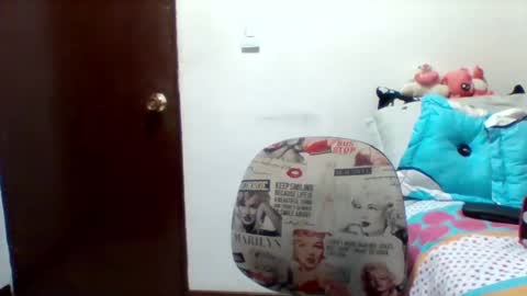 Snapshot of alisson_brand chatting on February 12, 6:51 pm alisson brand online show from February 12, 6:51 pm