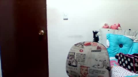 Snapshot of alisson_brand chatting on February 13, 11:50 am alisson brand online show from February 13, 11:50 am