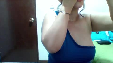 Snapshot of alisson_brand chatting on February 24, 3:53 pm alisson brand online show from February 24, 3:53 pm