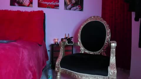 Snapshot of alissontattoo chatting on March 1, 7:48 pm Mistress Alisson  online show from March 1, 7:48 pm