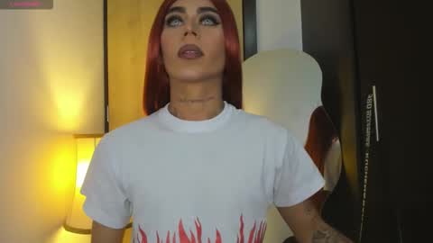 Snapshot of alissoondream_ chatting on February 10, 11:31 pm alisson online show from February 10, 11:31 pm