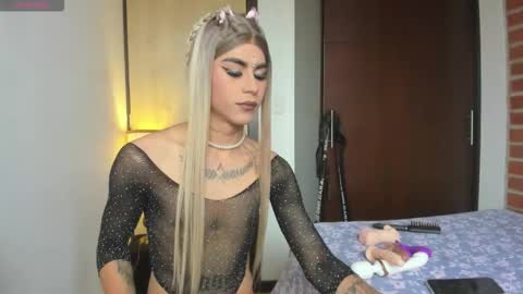 Snapshot of alissoondream_ chatting on February 15, 1:31 pm alisson online show from February 15, 1:31 pm