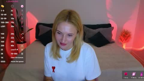 Snapshot of alisssarose chatting on November 4, 10:53 pm alisssarose online show from November 4, 10:53 pm