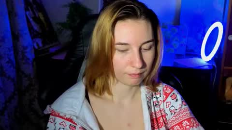 A L I C E  online show from October 12, 7:57 pm