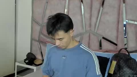 Snapshot of alixmartin1 chatting on October 17, 8:11 pm alix online show from October 17, 8:11 pm