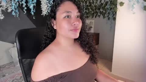 alixon online show from March 25, 8:53 am