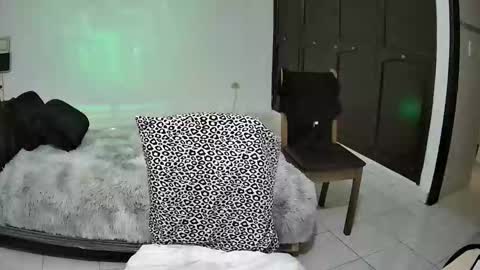 Alix online show from February 6, 8:34 pm