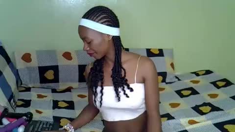 aliyah001 online show from February 26, 5:17 am