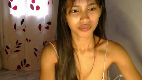 Snapshot of aliyajane chatting on May 18, 9:42 pm Jane online show from May 18, 9:42 pm