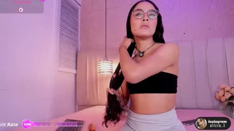 alizza_ online show from February 22, 11:42 am