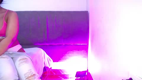 alizzon online show from December 16, 9:46 am