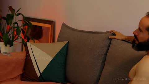 Snapshot of all7sin chatting on February 12, 7:24 pm Alice John online show from February 12, 7:24 pm