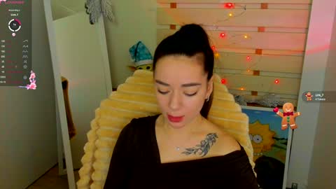 Snapshot of allana_dream chatting on December 28, 7:44 am Allana online show from December 28, 7:44 am