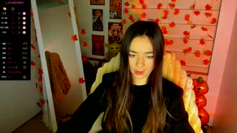 Snapshot of allana_dream chatting on November 6, 7:53 am Allana online show from November 6, 7:53 am