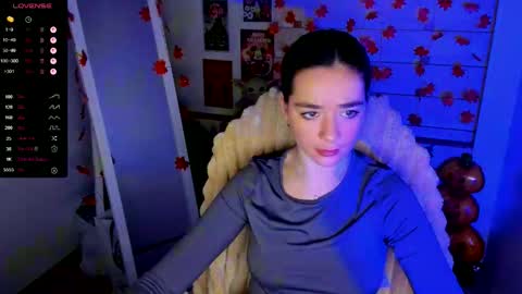 Snapshot of allana_dream chatting on November 9, 7:39 am Allana online show from November 9, 7:39 am