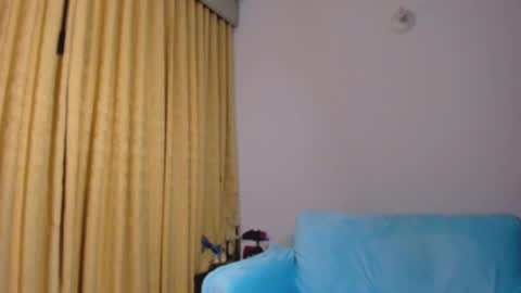 Snapshot of allangil chatting on February 5, 5:41 am Allan online show from February 5, 5:41 am