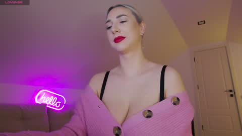 A day u didnt smile is a lost day online show from March 4, 9:26 am