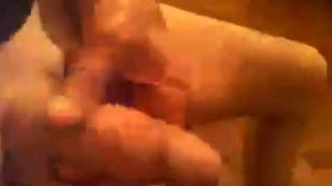 Snapshot of allelo84 chatting on July 14, 10:15 pm allelo84 online show from July 14, 10:15 pm
