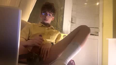 Allen Biju online show from April 12, 2:38 am