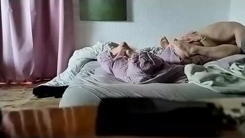 alles594462 online show from April 25, 5:32 am