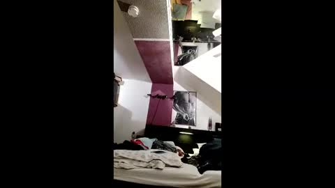 Snapshot of allesgeilbeiuns chatting on October 31, 8:54 pm gay online show from October 31, 8:54 pm