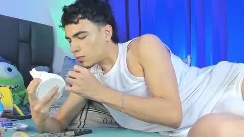 Allex online show from March 5, 10:11 am