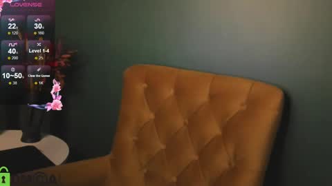 alli_aster online show from March 7, 1:18 pm