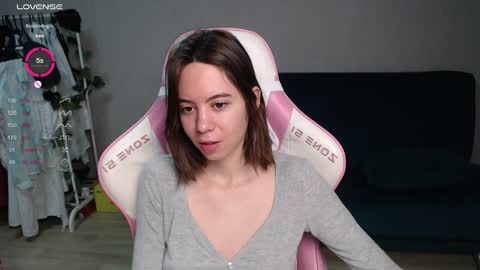 alice online show from February 13, 12:50 am