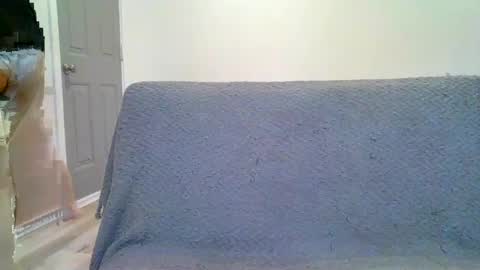 Snapshot of alliebearx chatting on February 16, 8:44 pm alliebearx online show from February 16, 8:44 pm