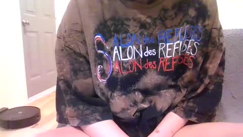 Snapshot of alliebearx chatting on February 24, 12:30 am alliebearx online show from February 24, 12:30 am