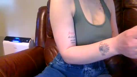 alliebearx online show from February 28, 6:53 pm