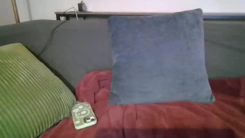 alliebearx online show from July 2, 3:56 am